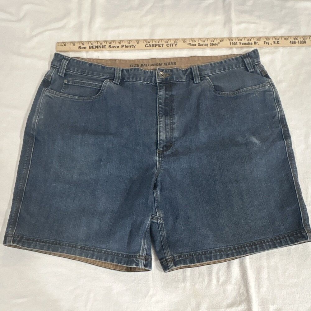 Duluth Trading Co Men's Flex Ballroom Denim Shorts Blue Button Size 46 9” 0215